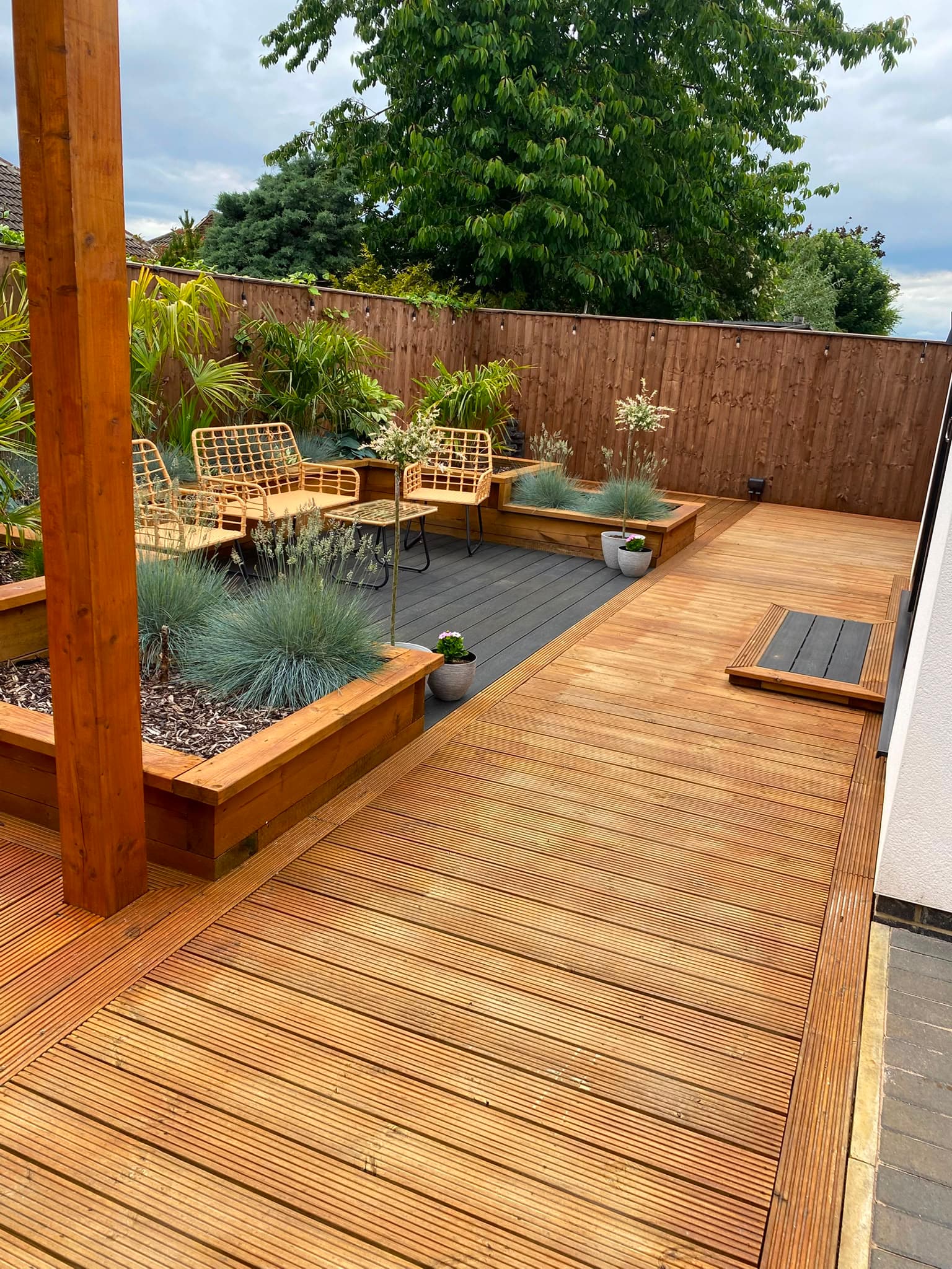 Decking & Garden
